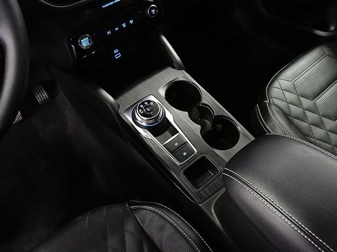 Used 2023 Ford Escape SE w/ PHEV Premium Package image 23