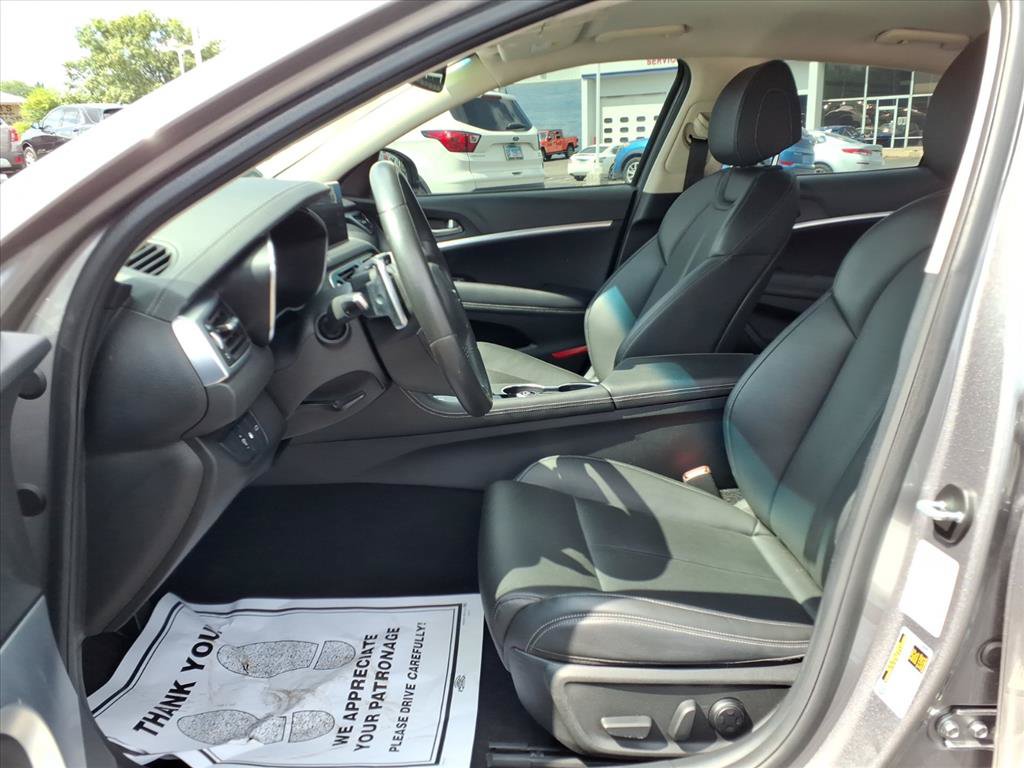 Used 2023 Genesis G70 2.0T AWD/4WD image 25