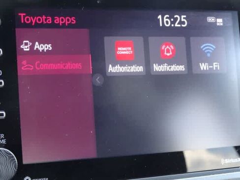 Used 2022 Toyota Tacoma TRD Off-Road w/ Technology Package AWD/4WD image 26