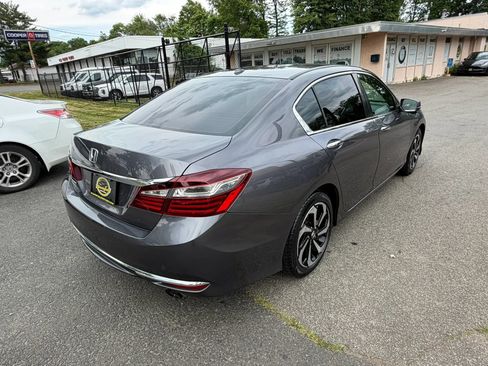 Used 2017 Honda Accord EX-L image 5