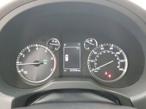 Used 2023 Lexus GX 460 Premium w/ Premium Package AWD/4WD image 25