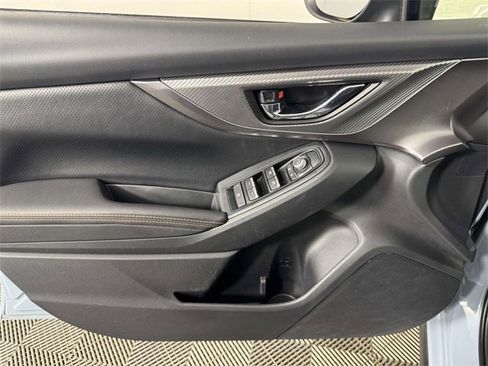 Used 2023 Subaru Crosstrek 2.5i Limited w/ Moonroof Package image 17