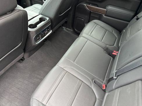 Used 2022 GMC Sierra 1500 Denali w/ Denali Reserve Package image 15