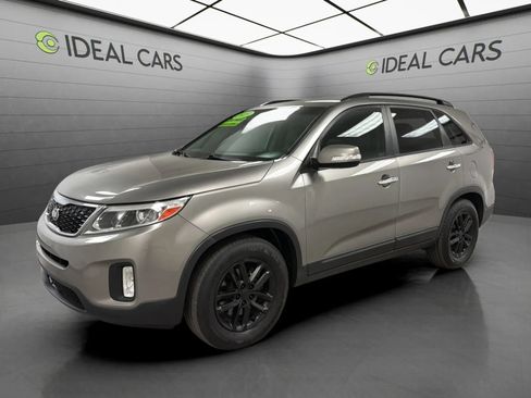 Used 2015 Kia Sorento LX FWD image 1