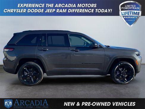 New 2026 Jeep Grand Cherokee Limited w/ Limited Altitude Package image 6