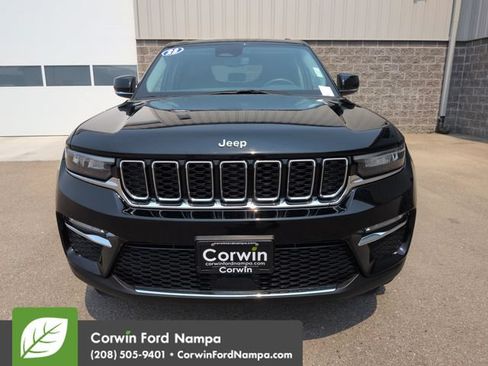 Used 2023 Jeep Grand Cherokee Limited AWD/4WD image 8