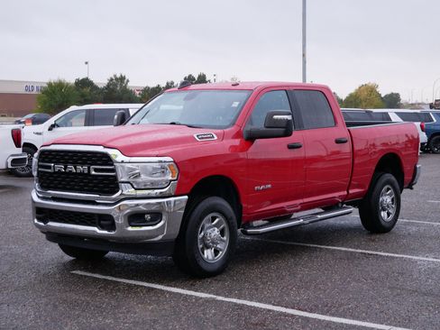 Used 2024 RAM 2500 Big Horn w/ Bed Utility Group image 5