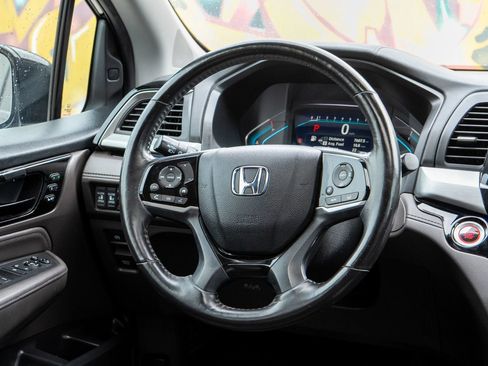 Used 2018 Honda Odyssey Elite image 18