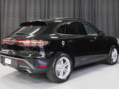 New 2026 Porsche Macan image 7