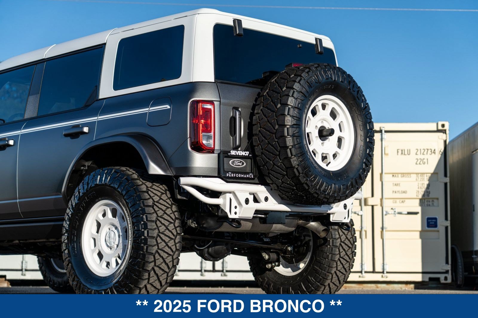 Used 2025 Ford Bronco Heritage Edition AWD/4WD image 27