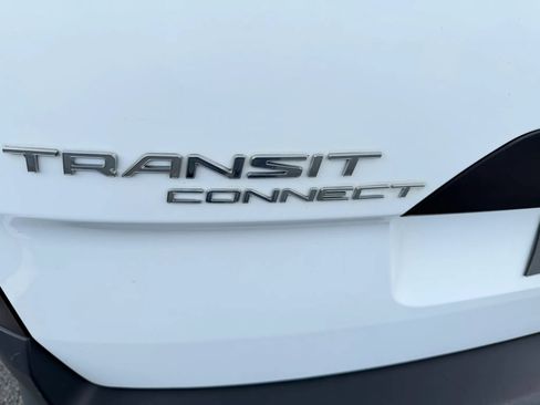 Used 2019 Ford Transit Connect XL FWD image 17