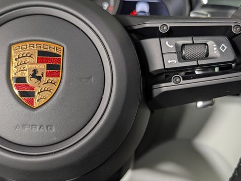 New 2026 Porsche Macan AWD/4WD image 38