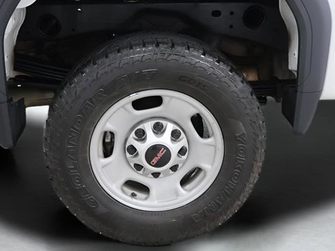 Used 2024 GMC Sierra 2500 Pro w/ Convenience Package image 25