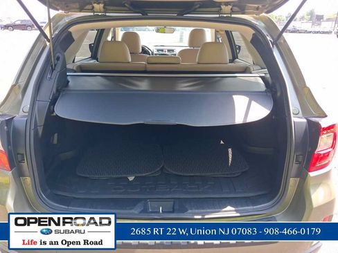 Used 2017 Subaru Outback 2.5i Limited AWD/4WD image 20