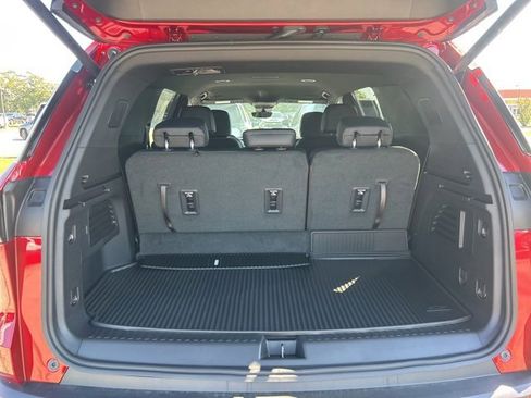 New 2026 Chevrolet Traverse LT w/ Enhanced Driving Package image 30