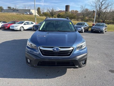 Used 2020 Subaru Outback Premium image 3
