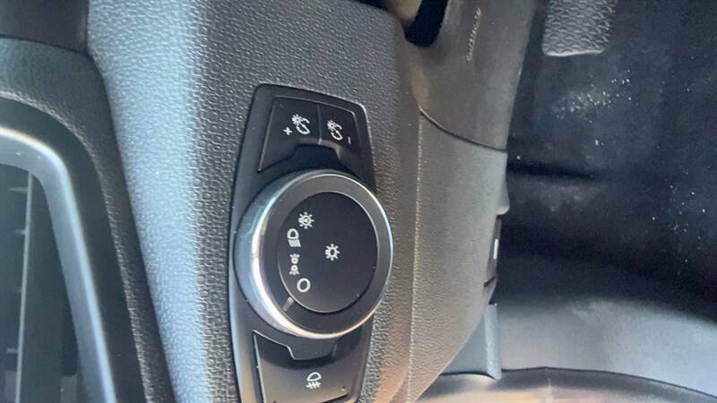 Used 2021 Ford EcoSport SE FWD image 16