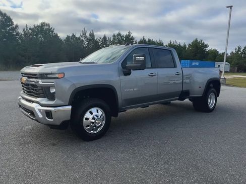 New 2026 Chevrolet Silverado 3500 LT w/ All Star Edition image 37