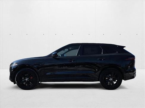 New 2025 Jaguar F-PACE R-Dynamic S image 8