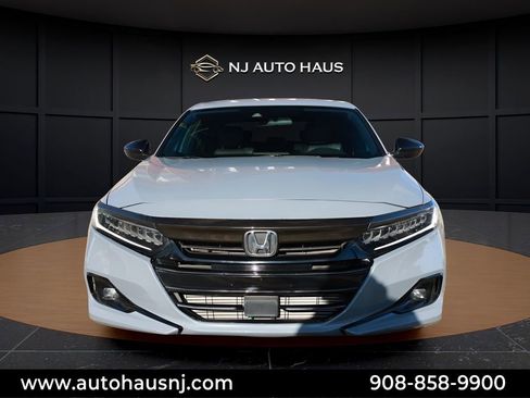 Used 2022 Honda Accord Sport image 3