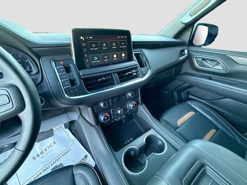 Used 2024 GMC Yukon AT4 w/ Technology Package image 29