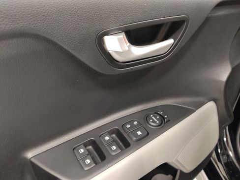 Used 2023 Kia Rio S w/ Technology Package image 27