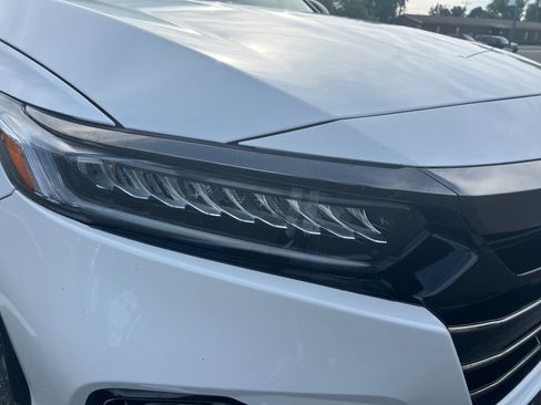 Certified 2022 Honda Accord Sport image 24