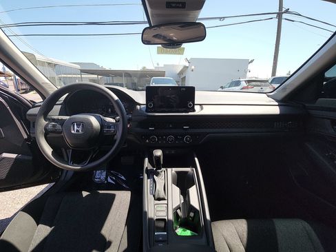 Used 2024 Honda Accord EX image 26