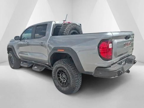 Used 2024 GMC Canyon AT4X w/ AT4X AEV Edition AWD/4WD image 5