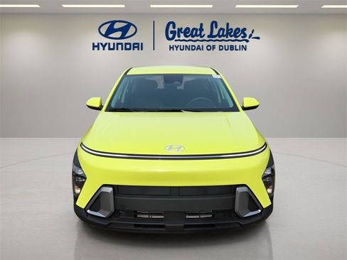 New 2026 Hyundai Kona SE image 8