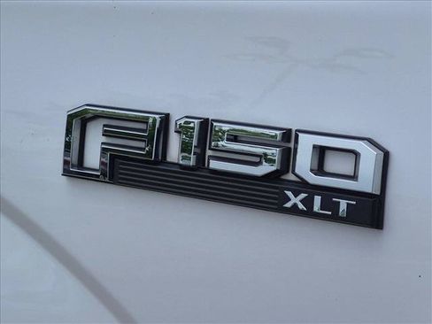 Used 2015 Ford F150 XLT w/ Equipment Group 301A Mid AWD/4WD image 11