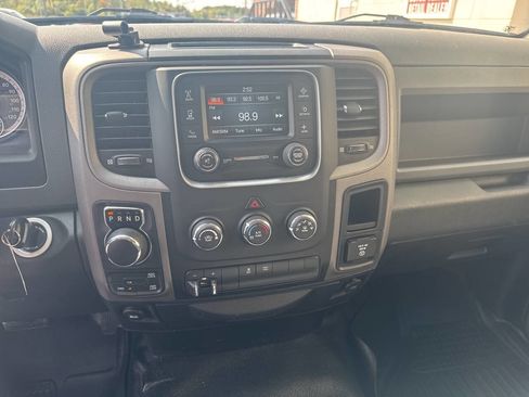 Used 2019 RAM 1500 Tradesman image 15