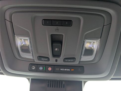 New 2026 GMC Sierra 1500 Elevation w/ Elevation Premium Package AWD/4WD image 25