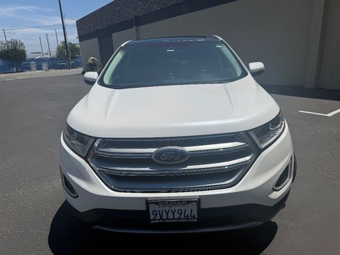 Used 2016 Ford Edge SEL w/ Equipment Group 201A FWD image 4