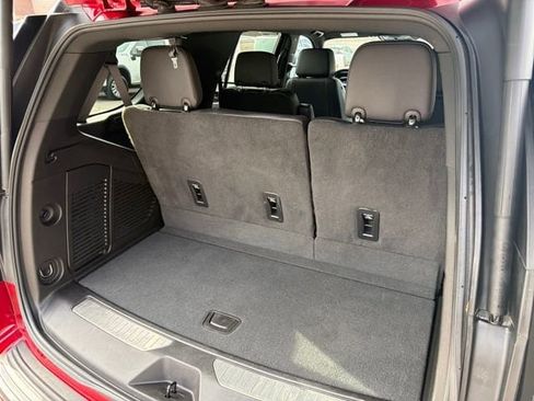 Used 2023 Chevrolet Tahoe Z71 w/ Luxury Package image 25