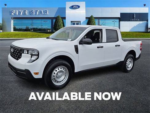 New 2025 Ford Maverick XL image 3