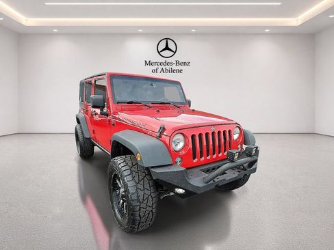 Used 2014 Jeep Wrangler Unlimited Rubicon w/ Connectivity Group AWD/4WD image 11