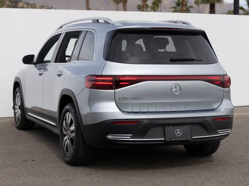 Used 2024 Mercedes-Benz EQB 250+ image 7