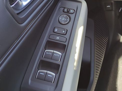 Used 2023 Honda Accord EX-L image 18