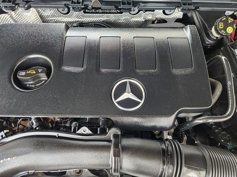 Used 2022 Mercedes-Benz CLA 250 image 31