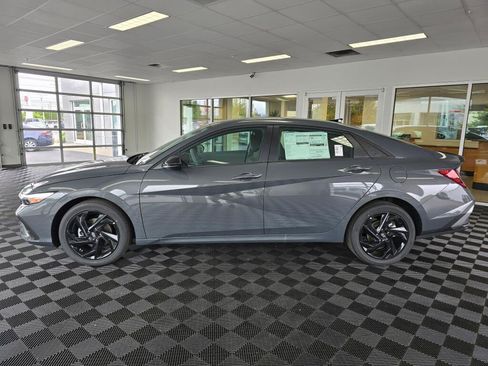 New 2026 Hyundai Elantra Sport FWD image 6