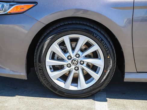 Certified 2021 Toyota Camry LE w/ Carpet Mat Package (TMS) FWD image 11