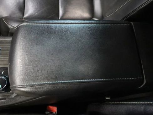 Used 2018 GMC Acadia SLT image 37