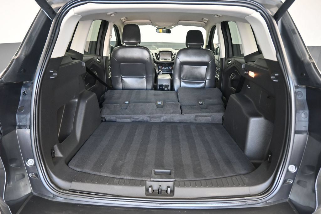 Used 2019 Ford Escape SEL AWD/4WD image 47