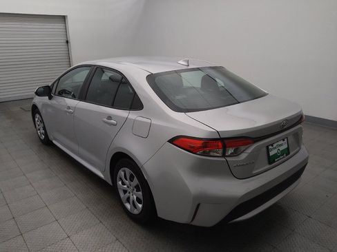 Used 2022 Toyota Corolla LE FWD image 5