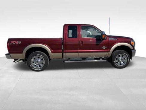 Used 2012 Ford F250 Lariat w/ Chrome Pkg image 7