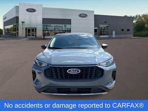 Used 2023 Ford Escape Active AWD/4WD image 3