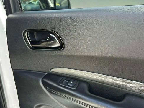 Used 2020 Dodge Durango GT image 29