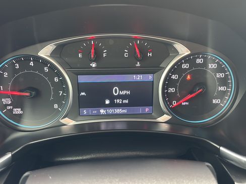 Used 2019 Chevrolet Equinox Premier AWD/4WD image 24