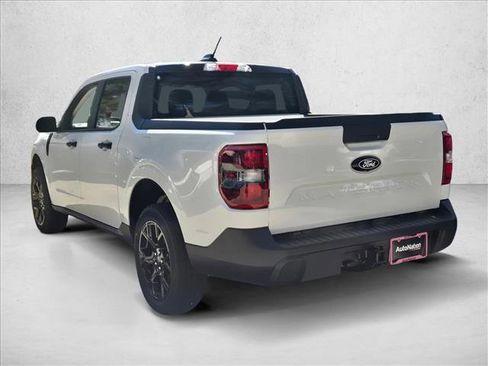 New 2026 Ford Maverick XLT w/ Black Appearance Package image 9